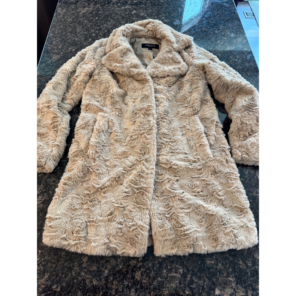 Kenneth Cole New York Rosette Faux Fur Coat Tan Champagne XS Notched Lapel Mid